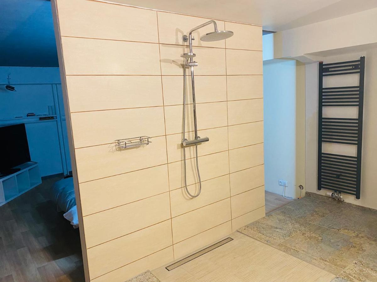 Tinyhaus & Souterrain Apartment In Ortenberg Ortenberg  Buitenkant foto